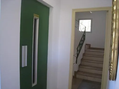 Apartaments Les Roques Platja d'Aro 0*,